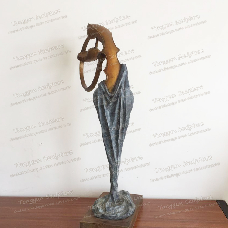 厂家直销现代艺术铸铜雕塑抽象艺术风格摆件小提琴人物铜工艺品 