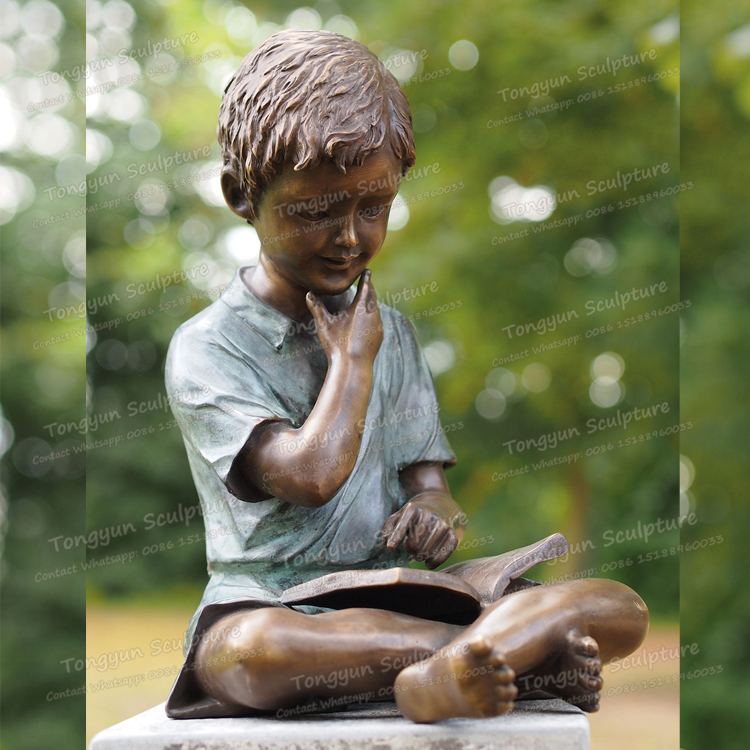 厂家直销纯铜铸造儿童雕塑户外装饰男孩读书雕塑雕像