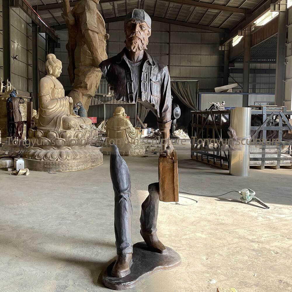 布鲁诺·卡塔拉诺雕塑复制品
