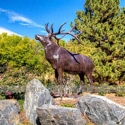 实物大小的铜鹿雕塑公园装饰雕塑