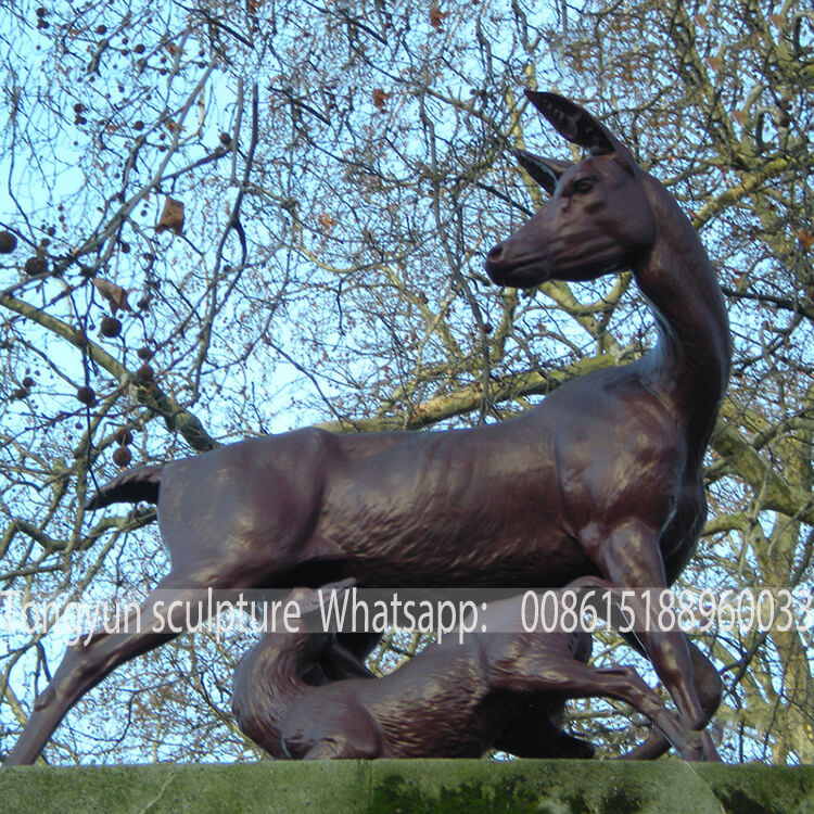 青铜鹿雕塑园林装饰雕塑 
