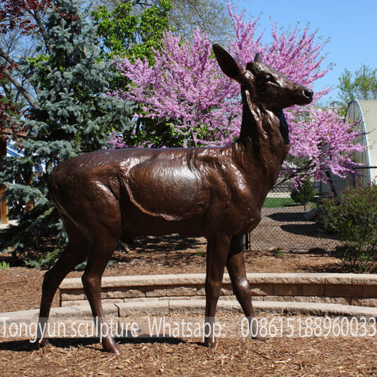 庭院铜鹿雕塑