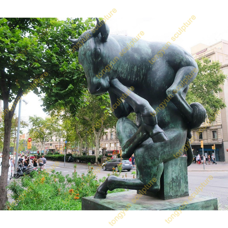 Barcelona's animal sculptures and statues - ShBarcelona