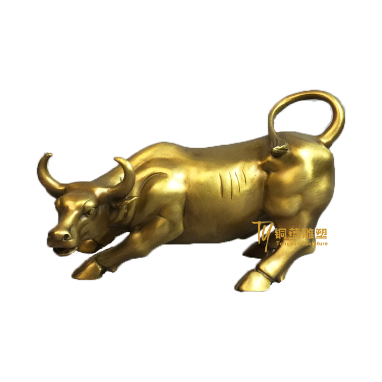 Metal ornament cow small sculpture cow golden bronze sculpture wall street bull pit bull statue decor