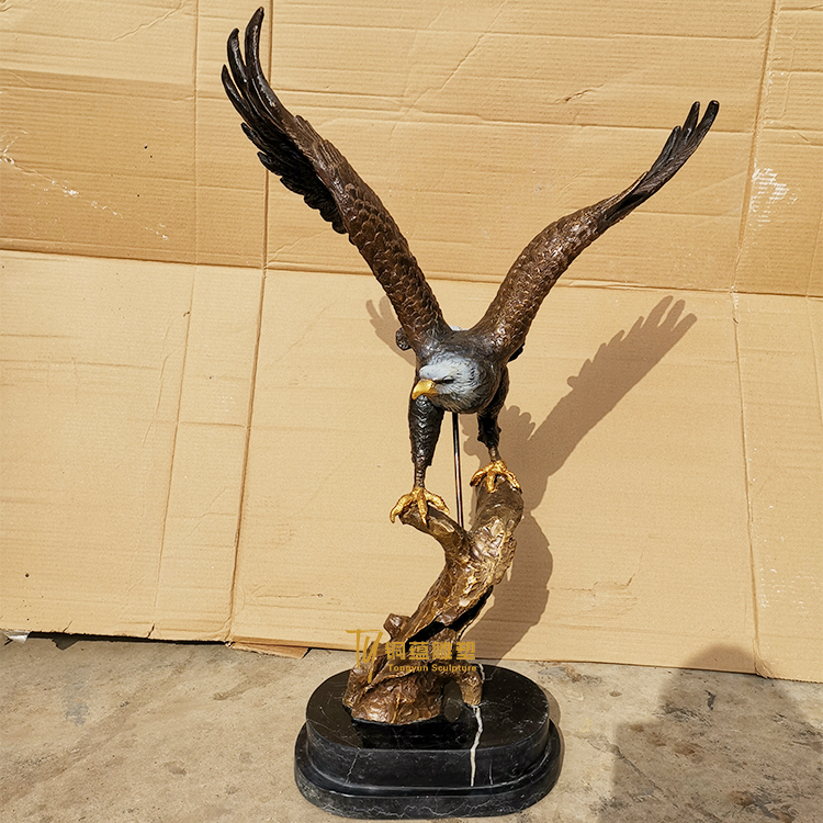 Home Decoration Modern Metal Standing Antique Brass Eagle Sculpture Bronze Eagle Statue for Sale